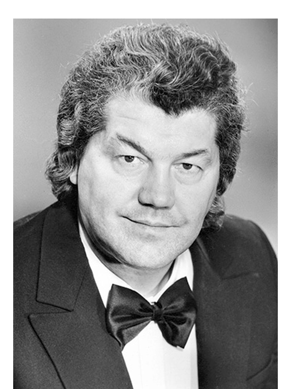 Евгений Райков